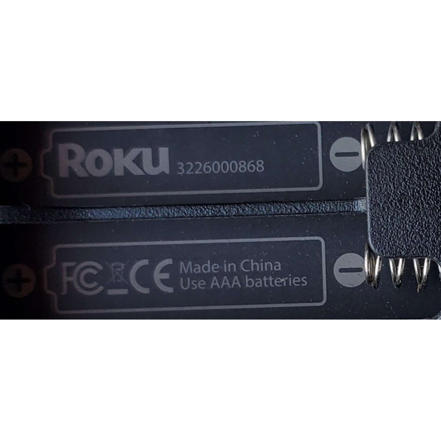 CONTROL ORIGINAL NUEVO PARA TV PHILIPS ROKU TV / NUMERO DE PARTE 3226000868 / RC18F-T / MODELOS 32PFL4765/F8 / 50R6000GM / 55R6000GM - Imagen 2